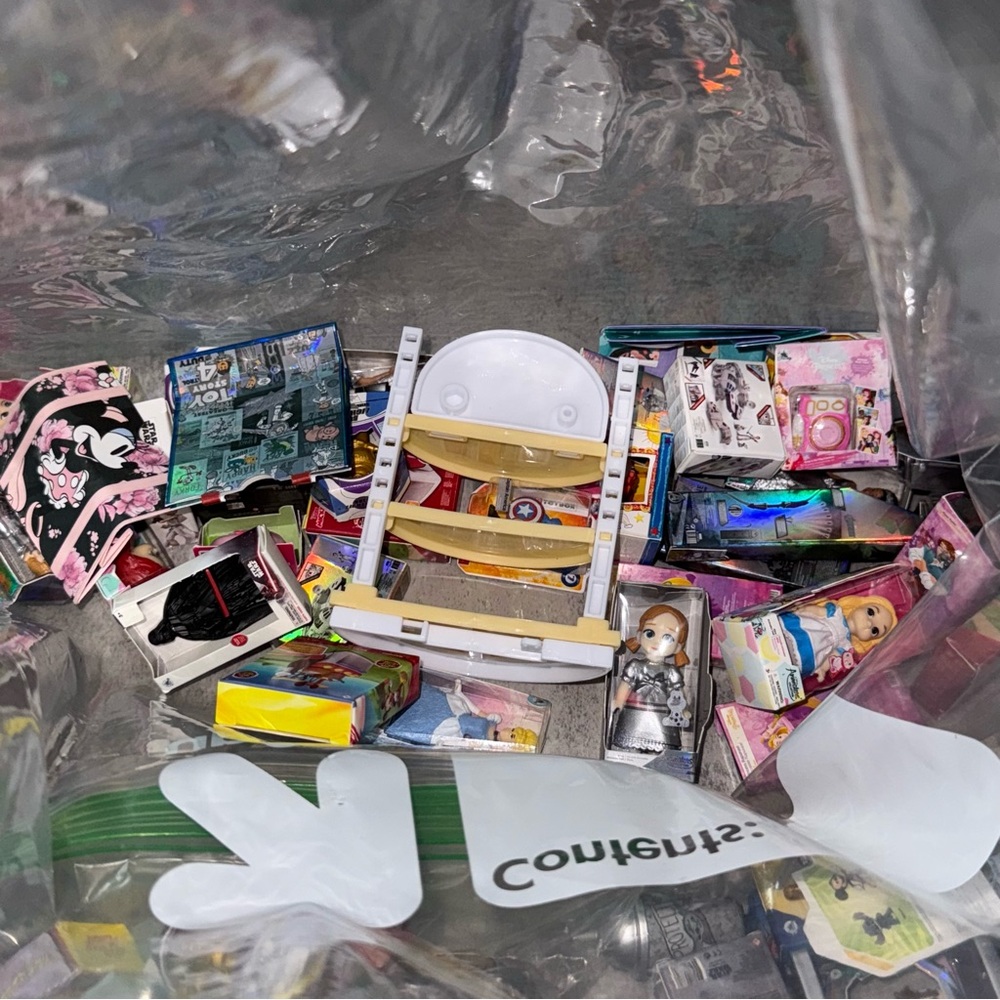 Mini Brands Bundle - Please Read!! - Picture 4 of 5